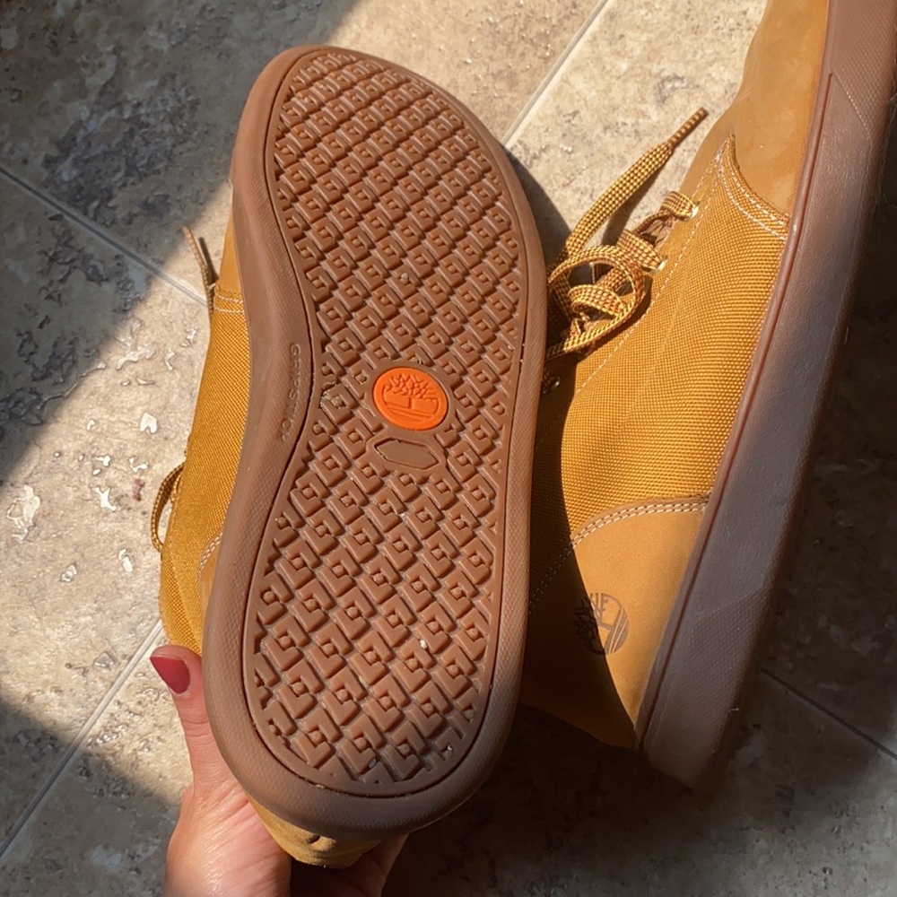 Timberland Shoes - Picture 3 of 3